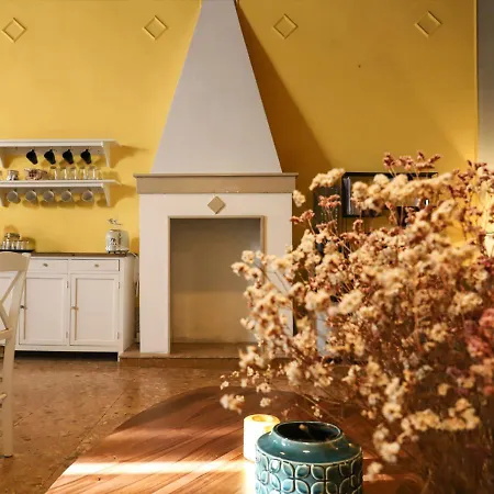 Retro Bed & Breakfast 4*