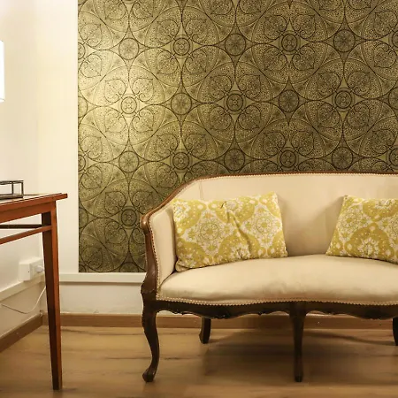 Retro Bed & Breakfast 4*