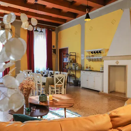 Bed & Breakfast Retro