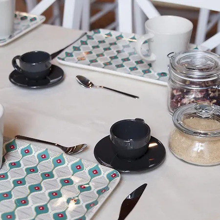 Bed & Breakfast Retro